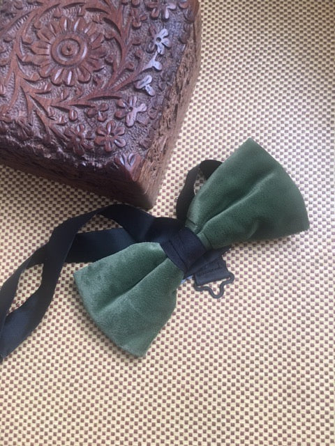Green Velour Bow Tie